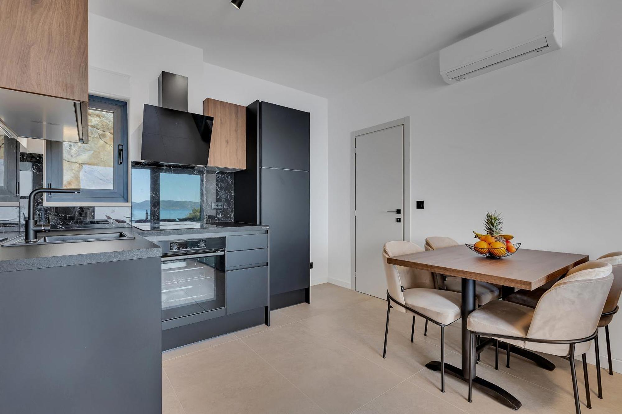 Villa Lito - Only 50M From Sea! - Makarska Exklusiv Брела Екстериор снимка