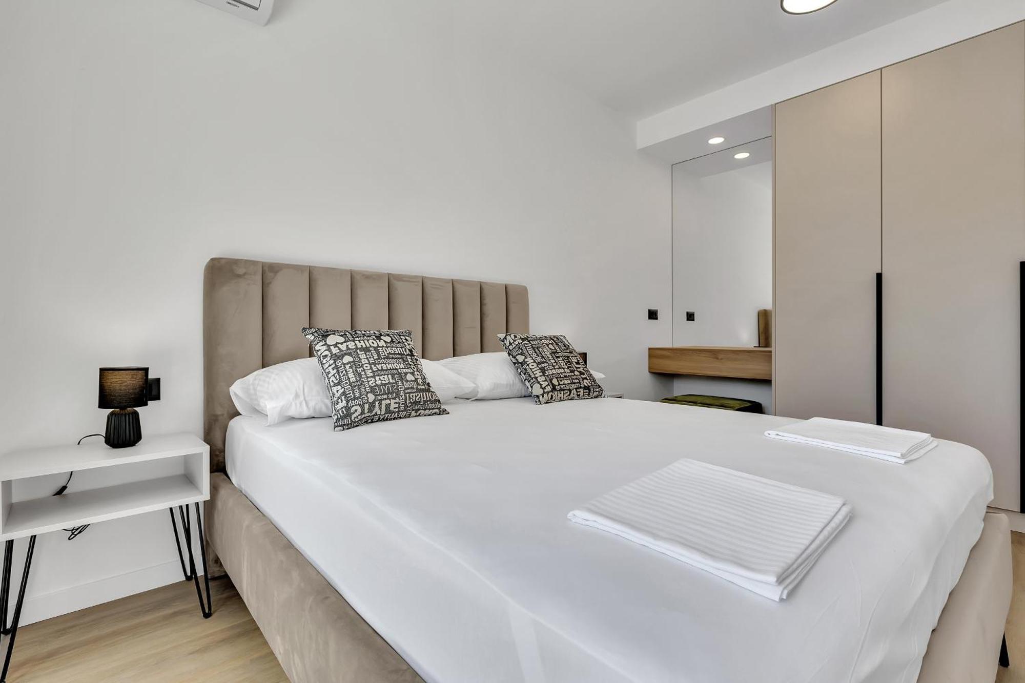 Villa Lito - Only 50M From Sea! - Makarska Exklusiv Брела Екстериор снимка