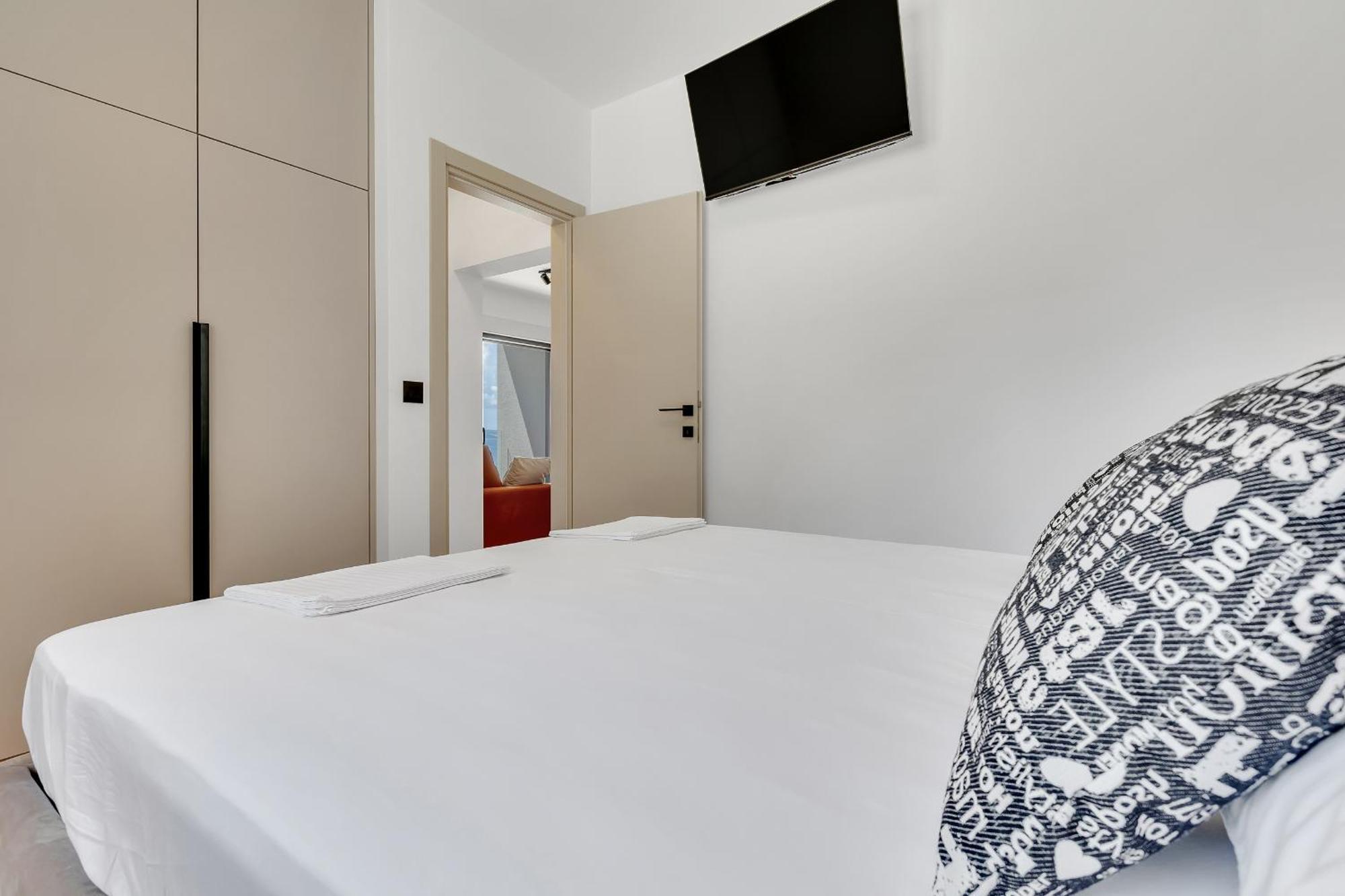 Villa Lito - Only 50M From Sea! - Makarska Exklusiv Брела Екстериор снимка