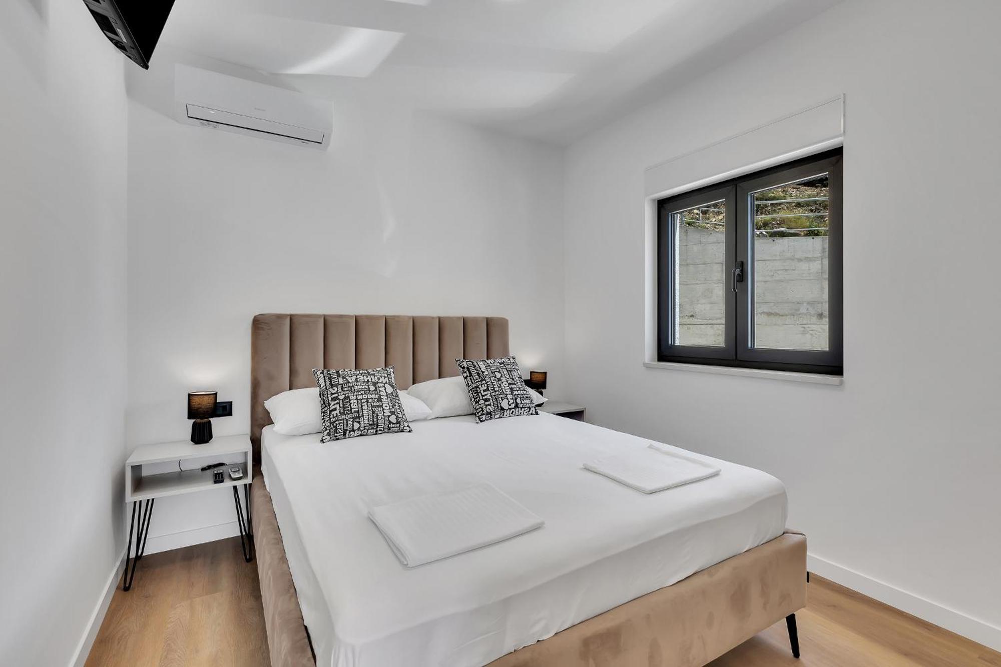 Villa Lito - Only 50M From Sea! - Makarska Exklusiv Брела Екстериор снимка